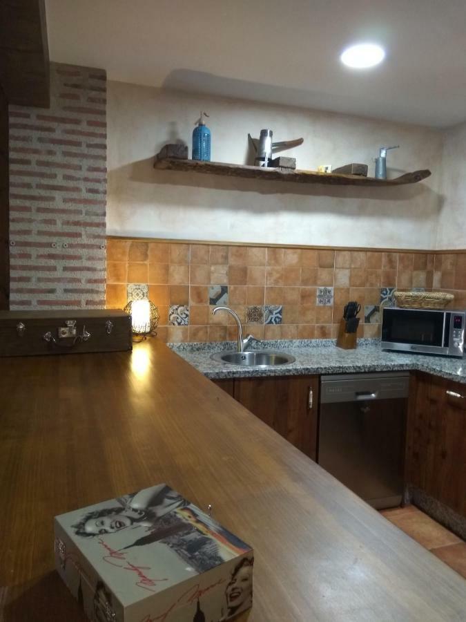 Casa Rural Isabel Villaflores Bagian luar foto