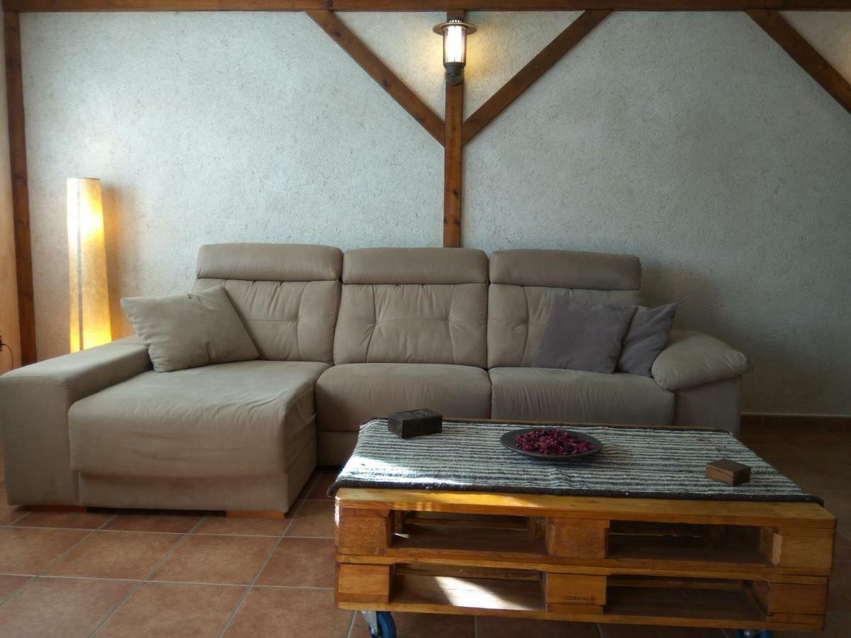 Casa Rural Isabel Villaflores Bagian luar foto