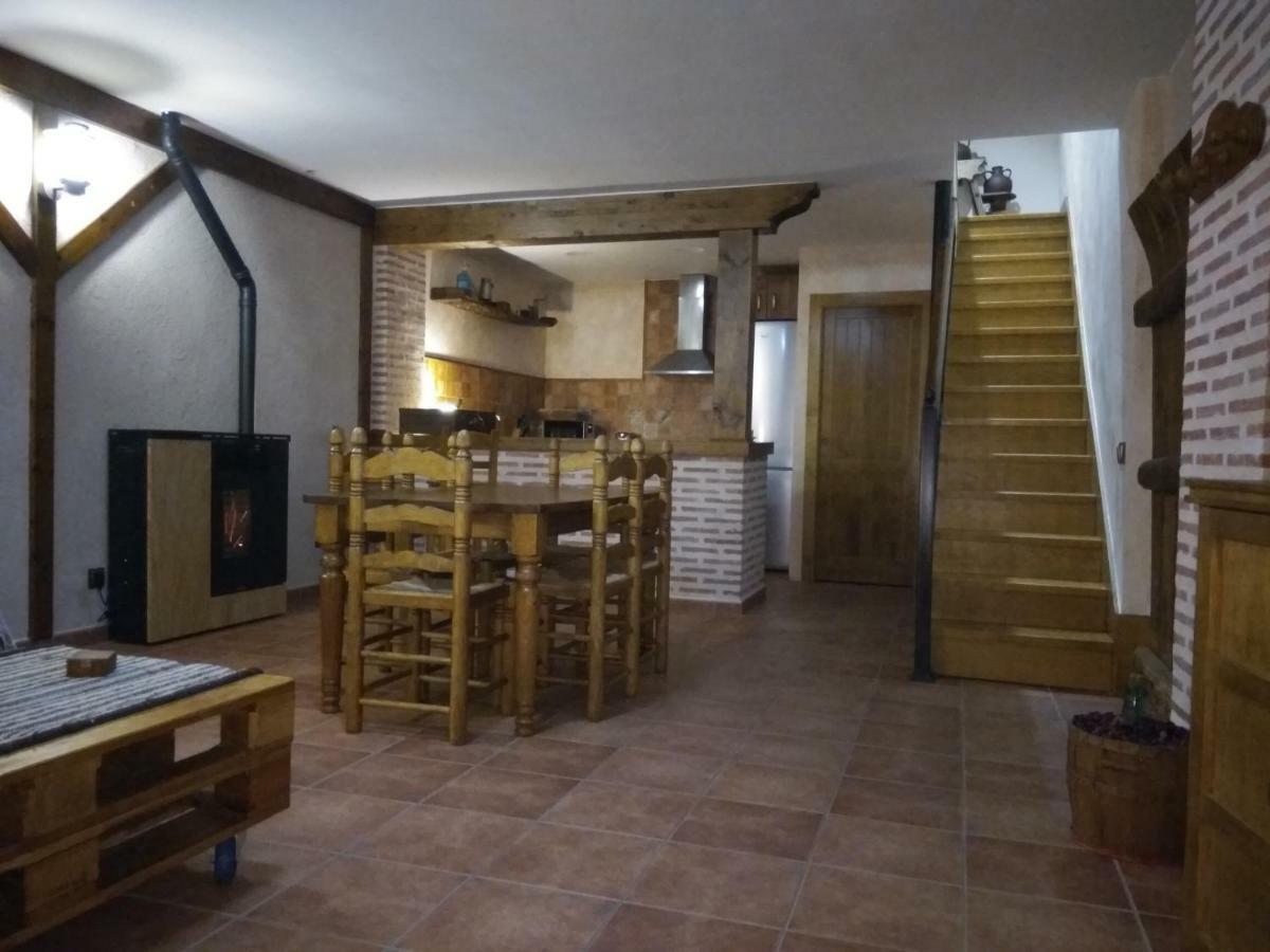 Casa Rural Isabel Villaflores Bagian luar foto